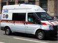 Пацієнт вилетів з авто: В Одесі Mercedes підрізав 